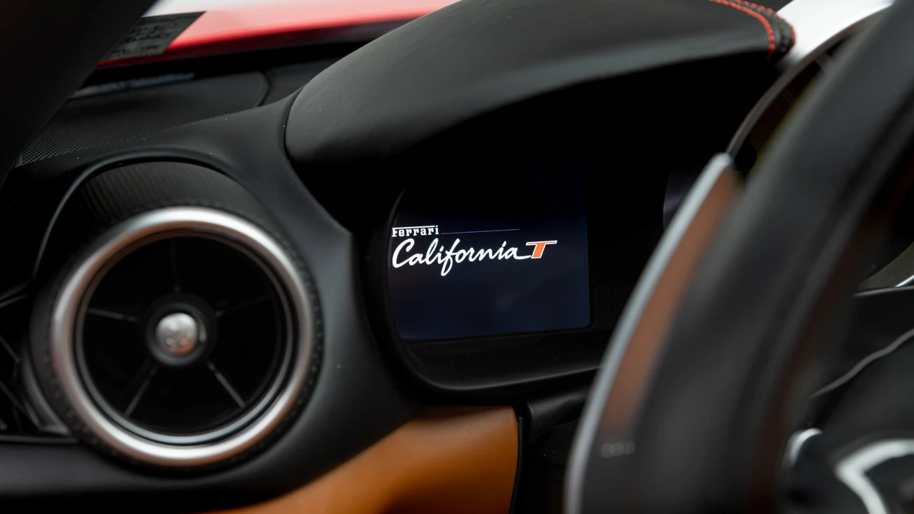 2016 Ferrari California T - Image 21 of 31