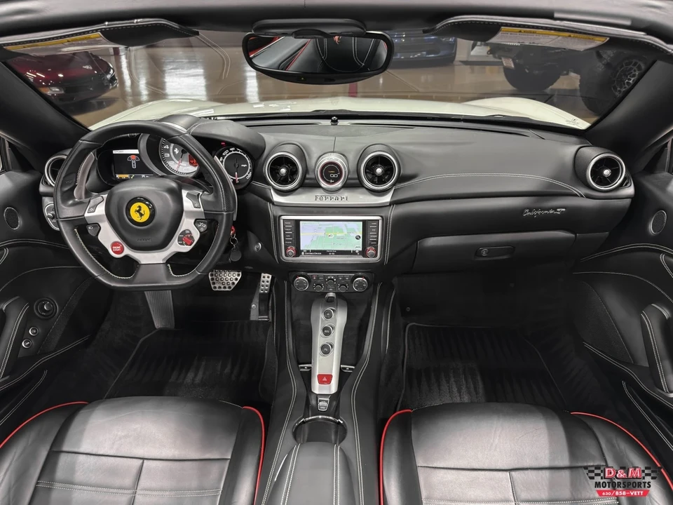2016 Ferrari California T - Image 14 of 21