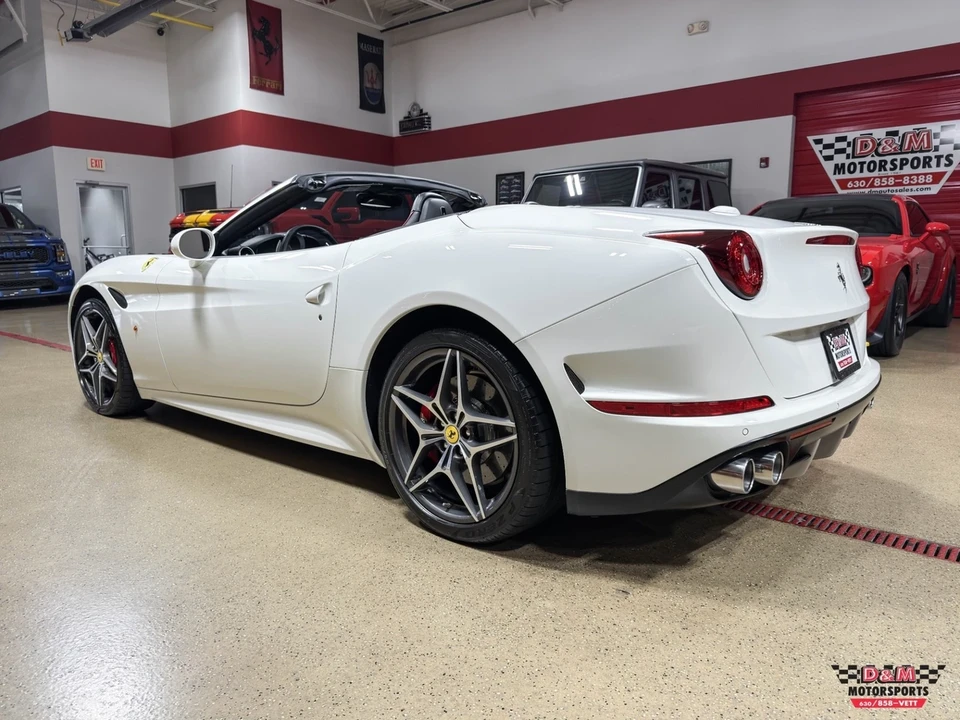 2016 Ferrari California T - Image 3 of 21