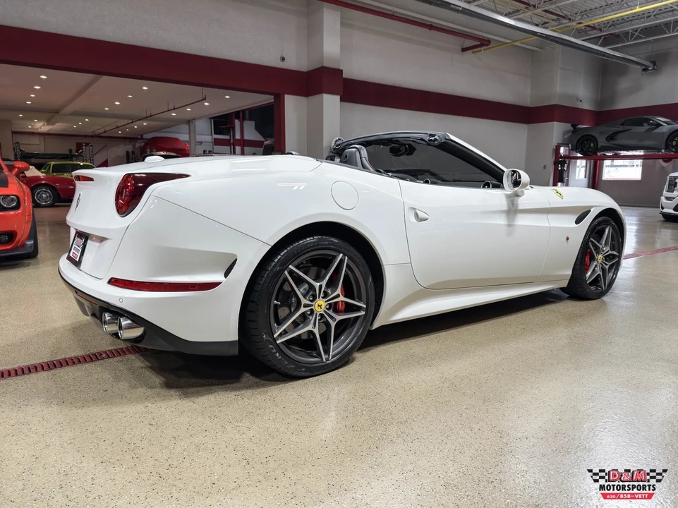 2016 Ferrari California T - Image 5 of 21