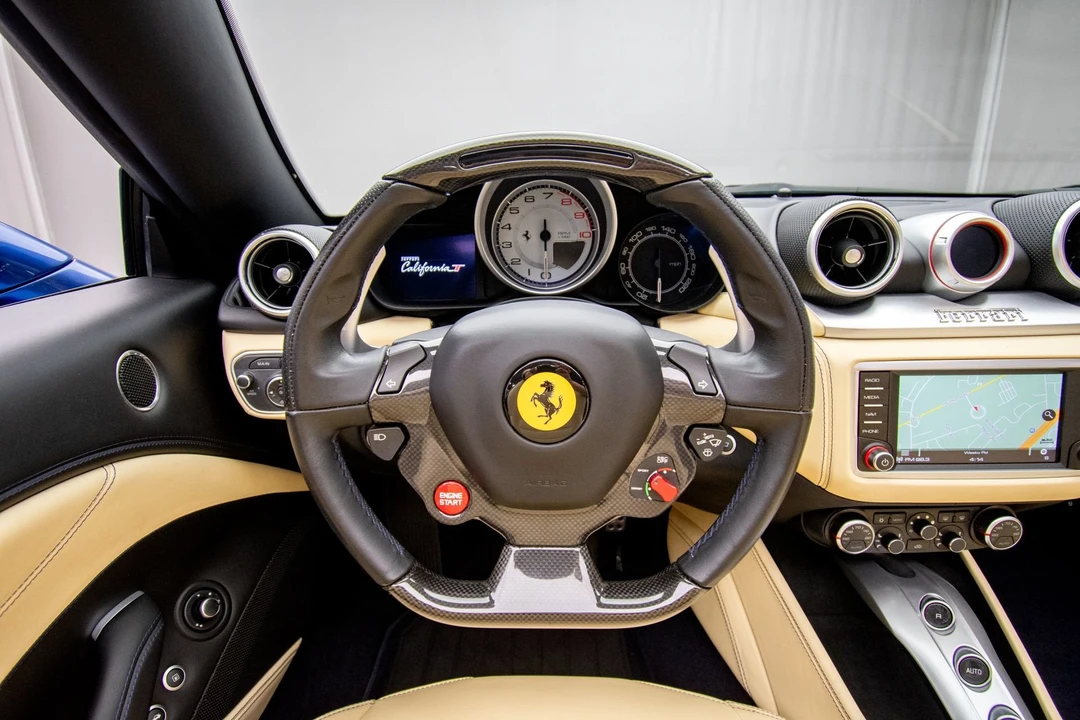 2016 Ferrari California T - Image 19 of 31