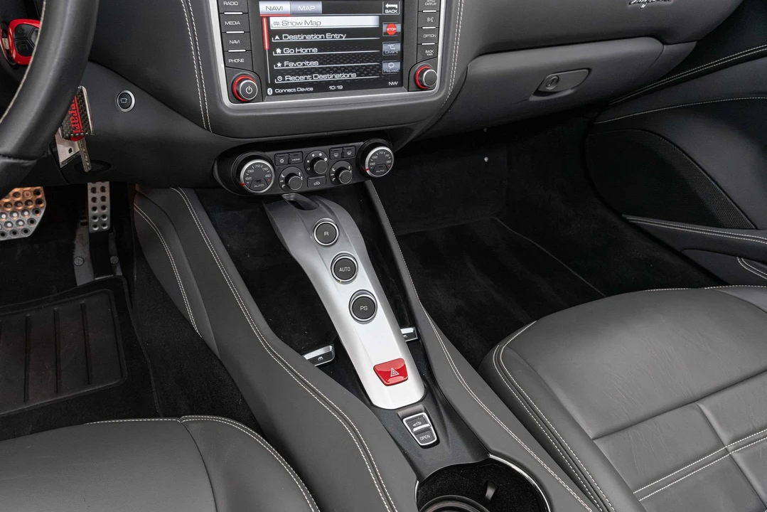 2016 Ferrari California T - Image 6 of 31