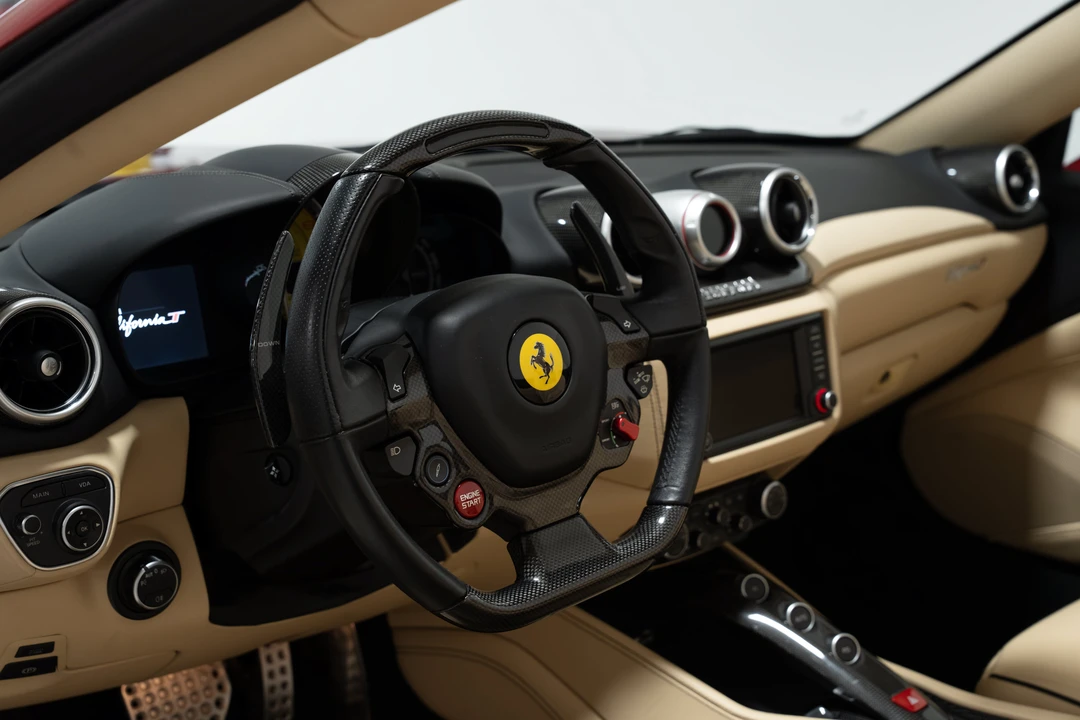 2016 Ferrari California T - Image 19 of 31
