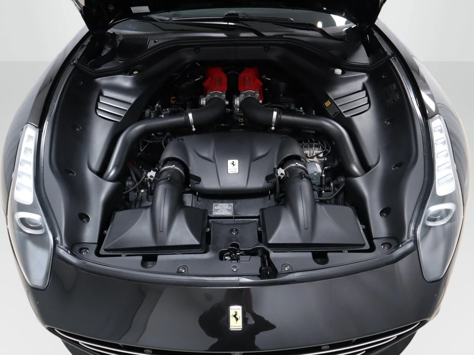2016 Ferrari California T - Image 19 of 31