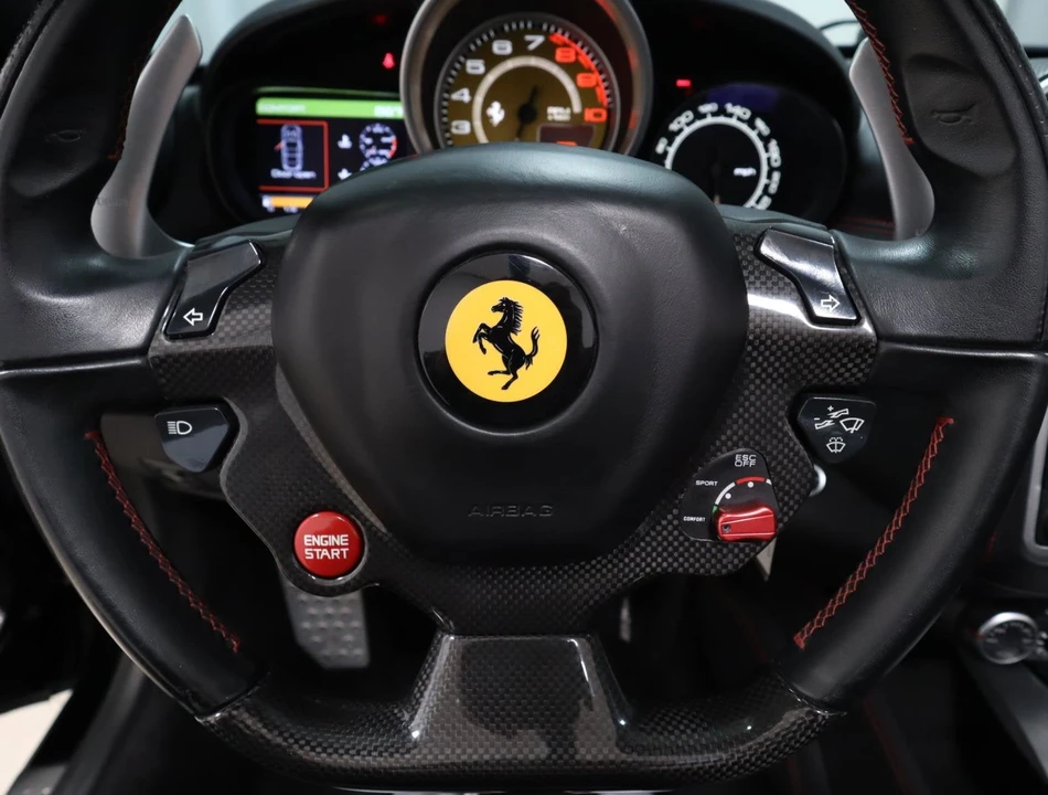 2016 Ferrari California T - Image 28 of 31