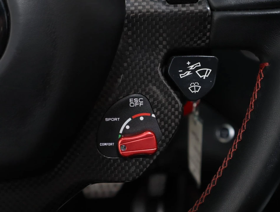 2016 Ferrari California T - Image 30 of 31