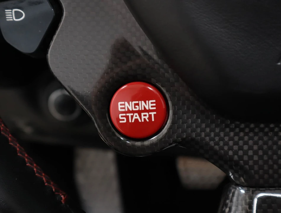 2016 Ferrari California T - Image 29 of 31