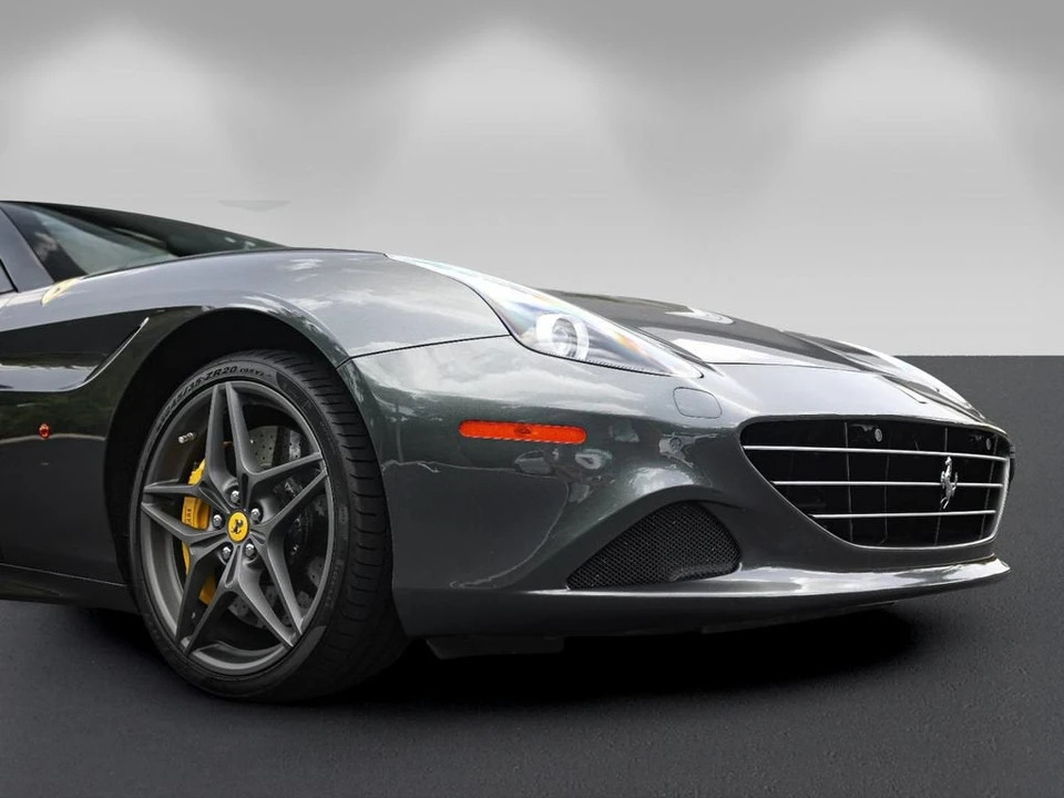 2016 Ferrari California T - Image 11 of 31