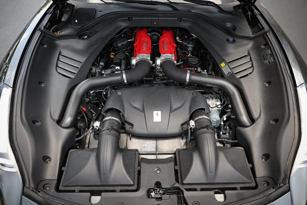2016 Ferrari California T - Image 25 of 31
