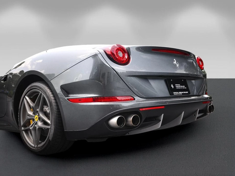 2016 Ferrari California T - Image 19 of 31