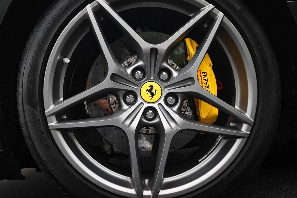 2016 Ferrari California T - Image 15 of 31