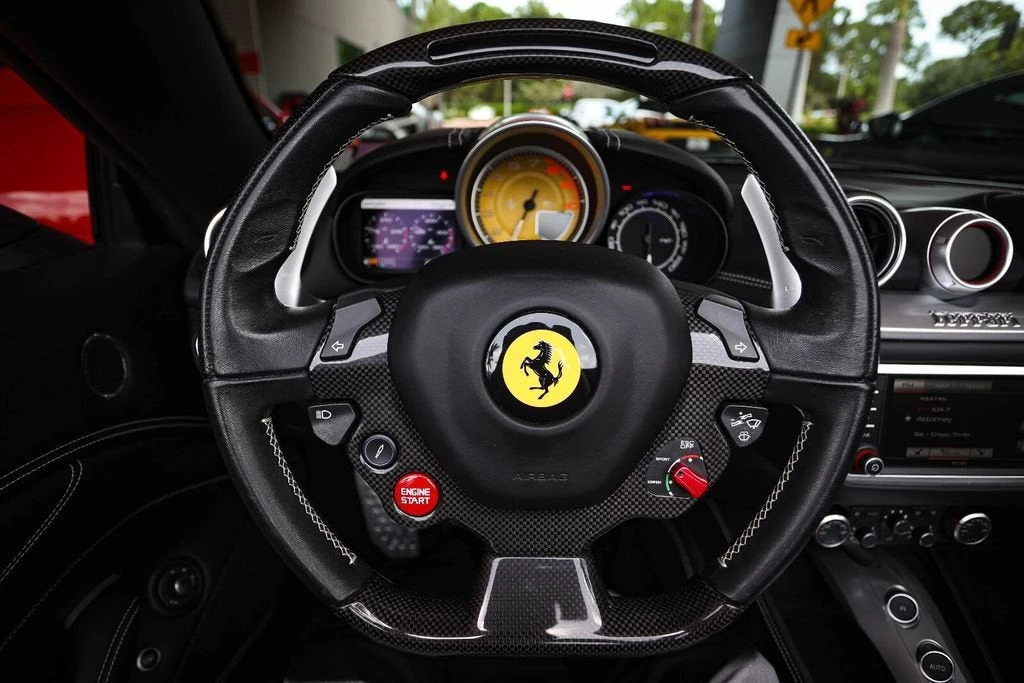 2016 Ferrari California T - Image 31 of 31
