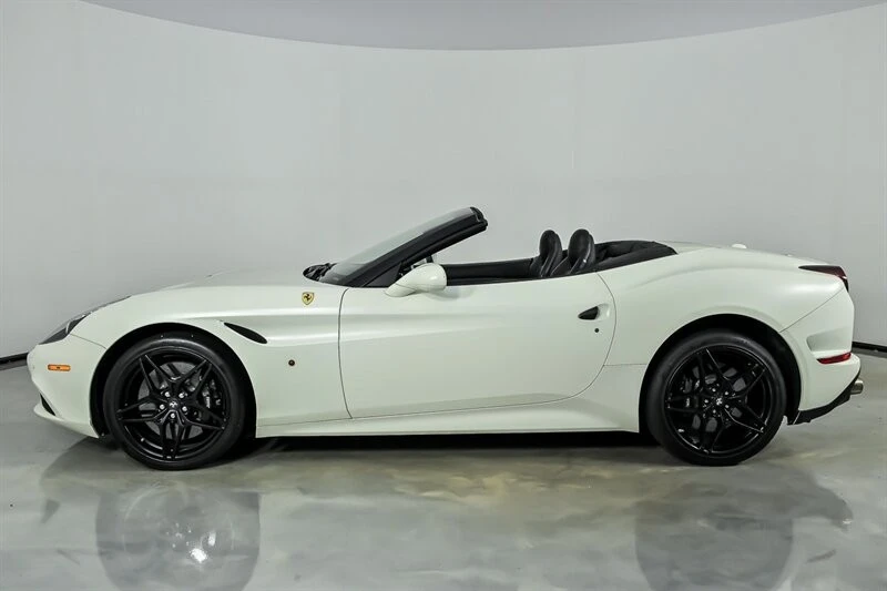 2016 Ferrari California T - Image 7 of 31