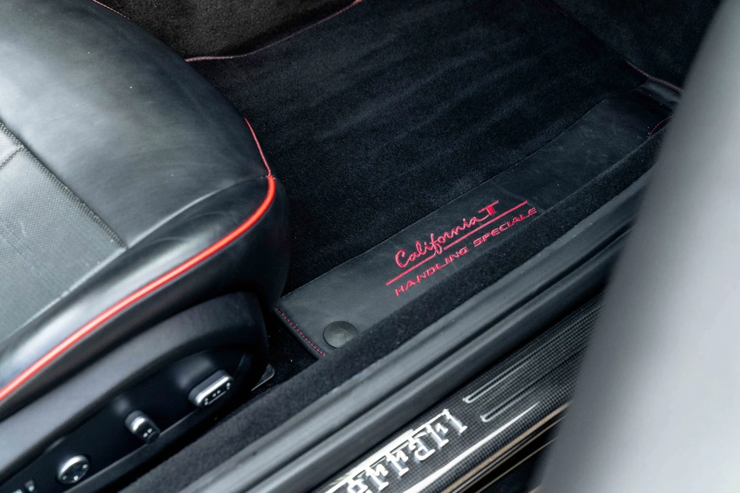 2016 Ferrari California T - Image 31 of 31