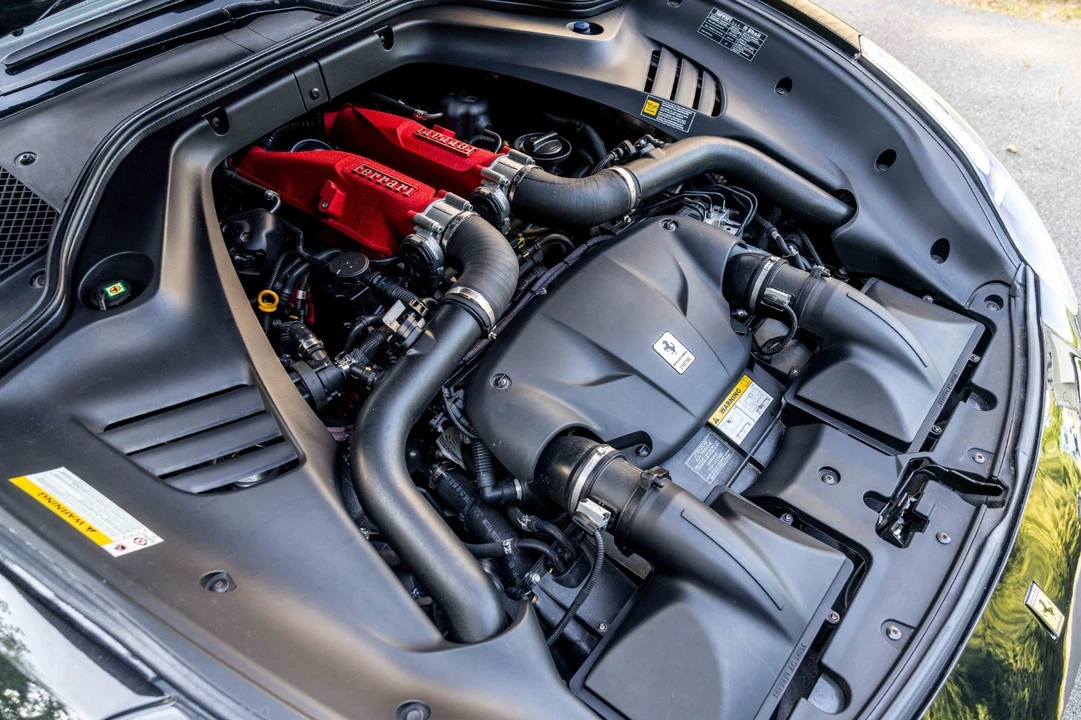 2016 Ferrari California T - Image 30 of 31