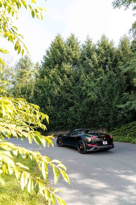 2016 Ferrari California T - Image 18 of 31