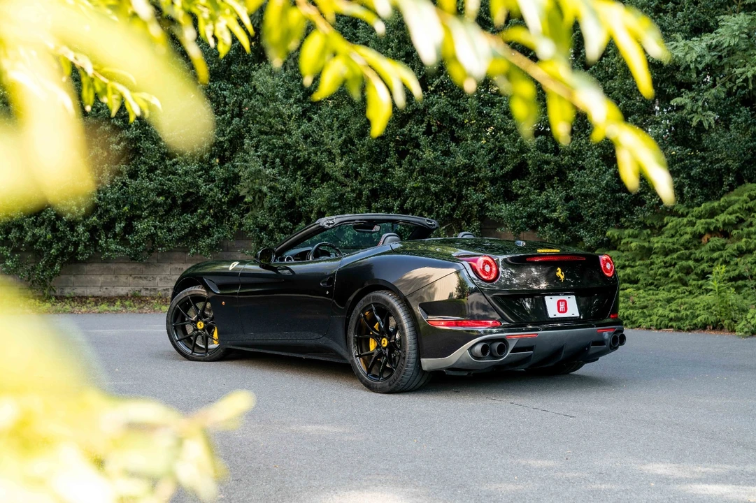2016 Ferrari California T - Image 20 of 31