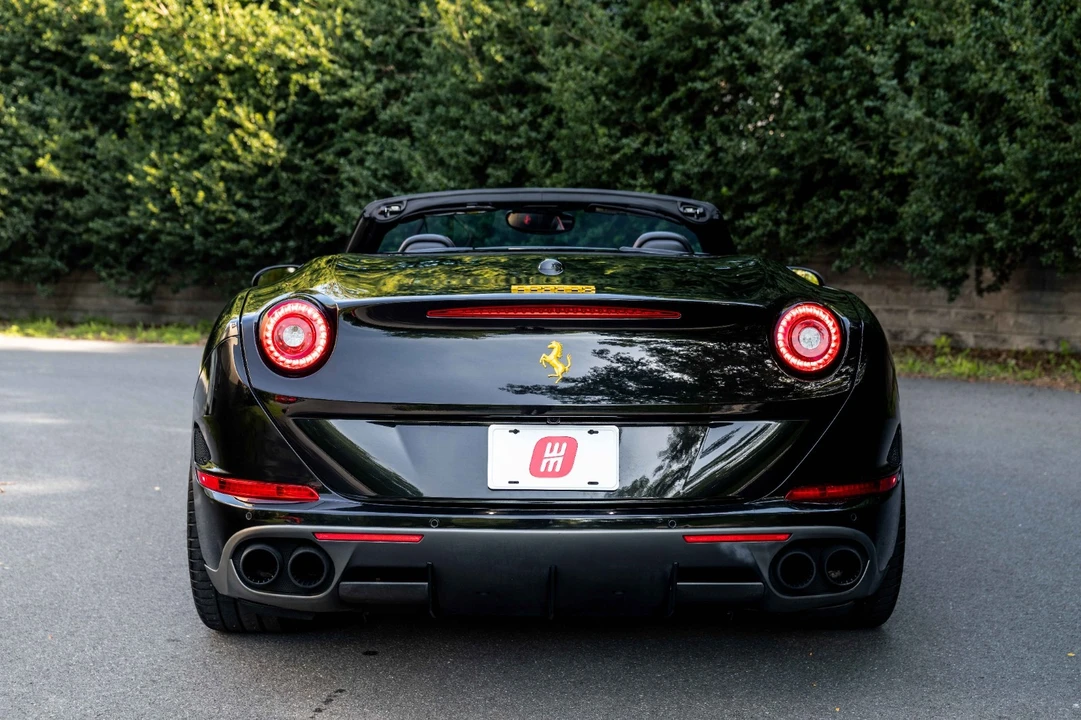 2016 Ferrari California T - Image 21 of 31