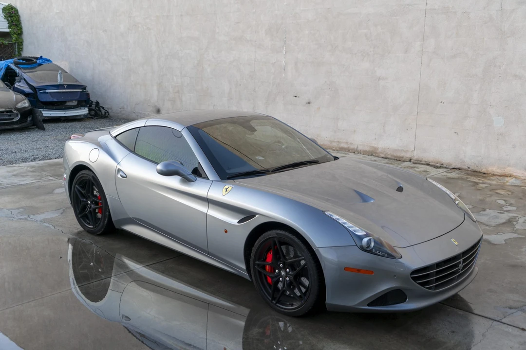 2016 Ferrari California T - Image 8 of 31