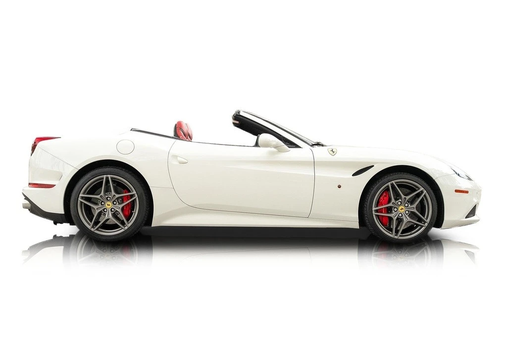 2016 Ferrari California T - Image 2 of 12