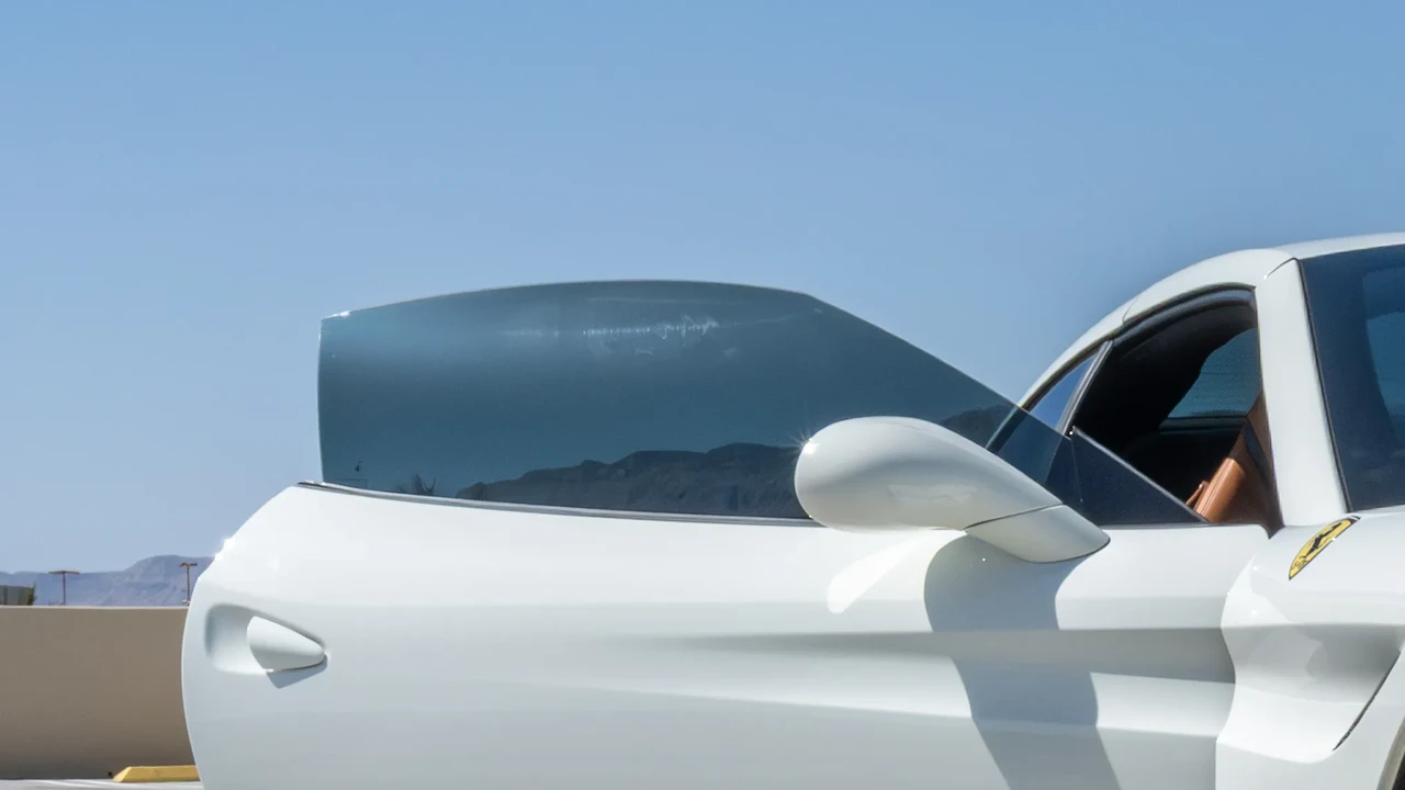 2016 Ferrari California T - Image 25 of 31