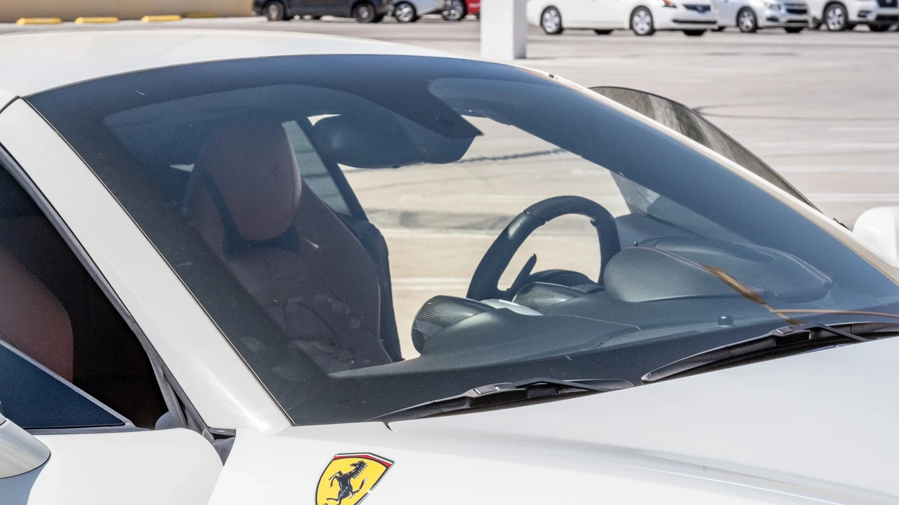 2016 Ferrari California T - Image 21 of 31