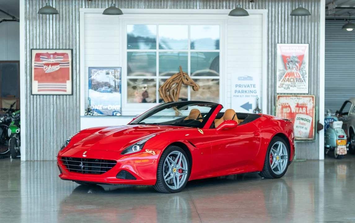 2016 Ferrari California T - Image 7 of 31