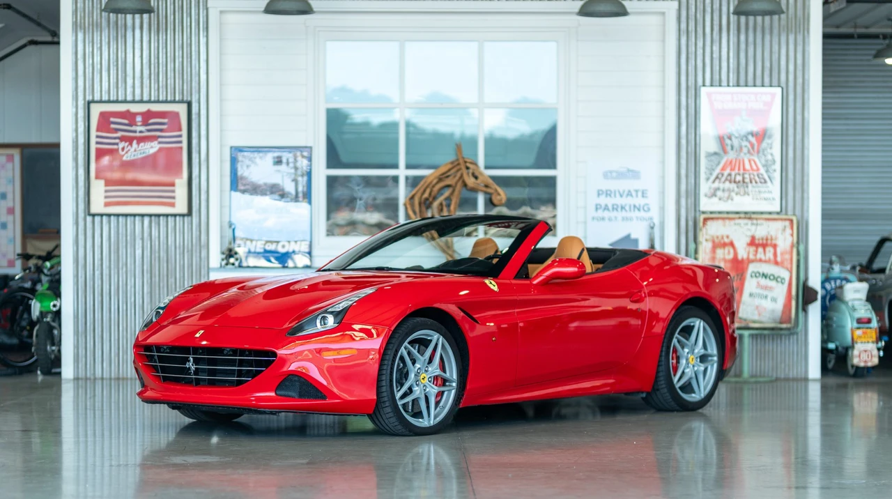 2016 Ferrari California T - Image 6 of 31