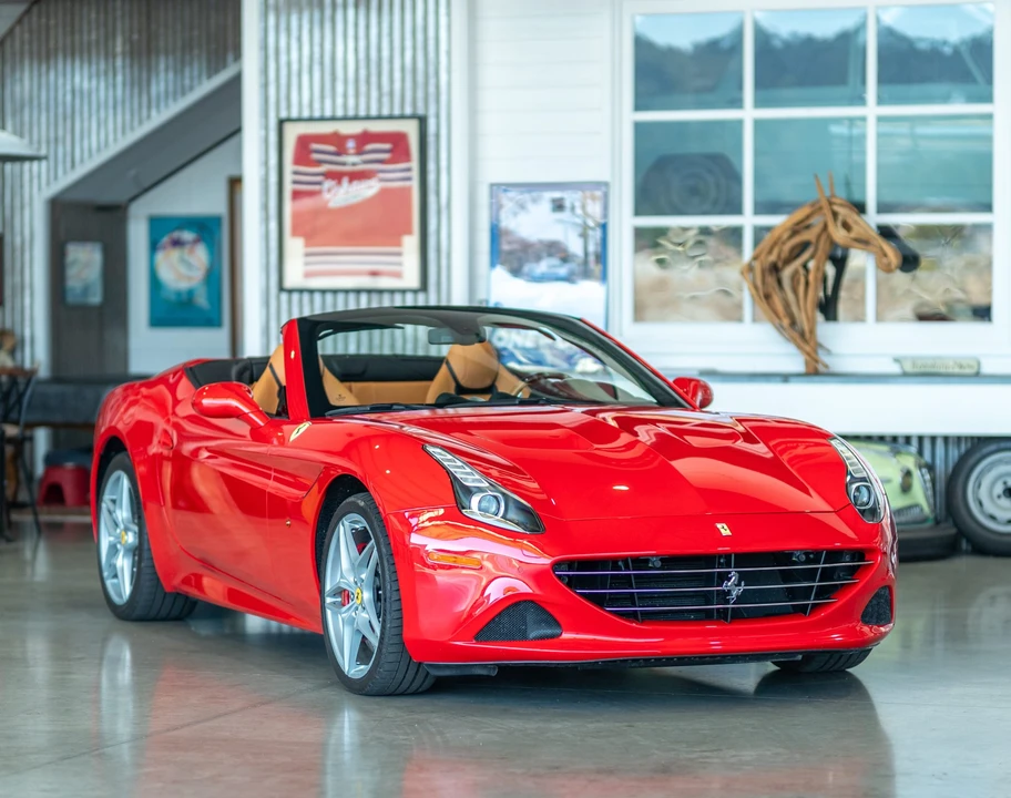2016 Ferrari California T - Image 27 of 31