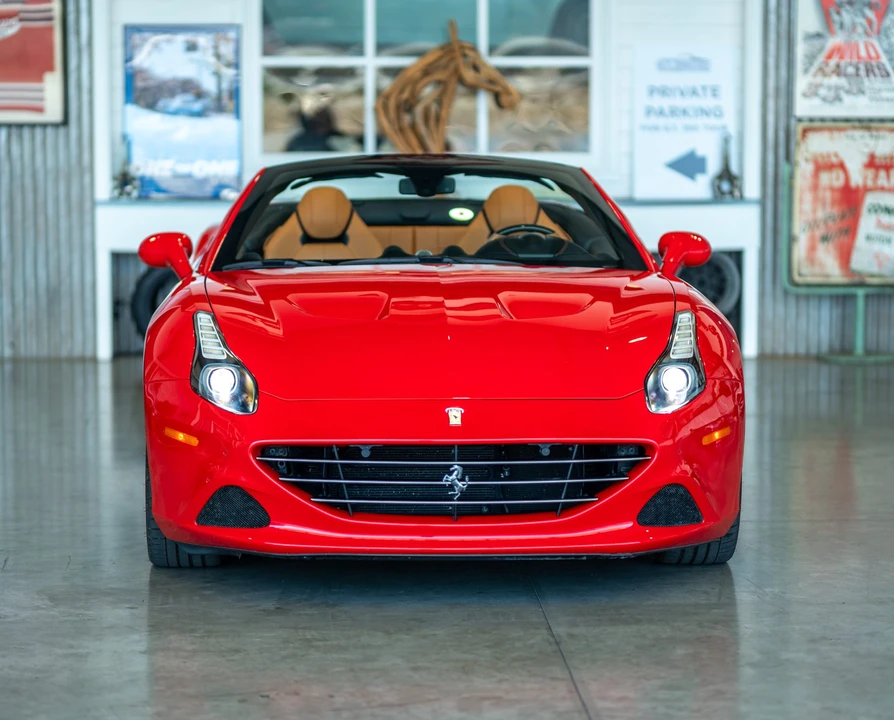 2016 Ferrari California T - Image 21 of 31