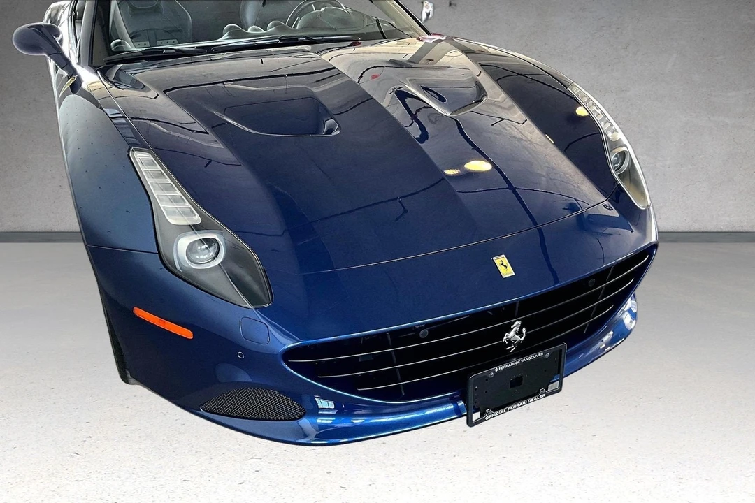 2016 Ferrari California T - Image 22 of 23