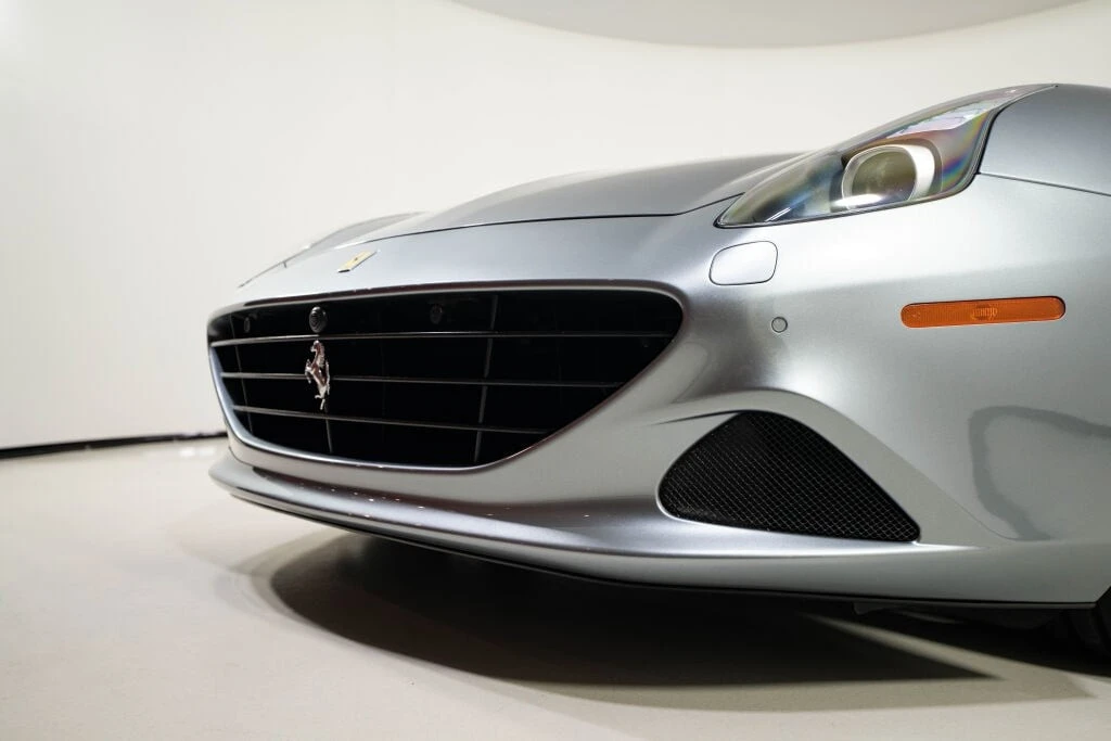 2016 Ferrari California T - Image 18 of 31