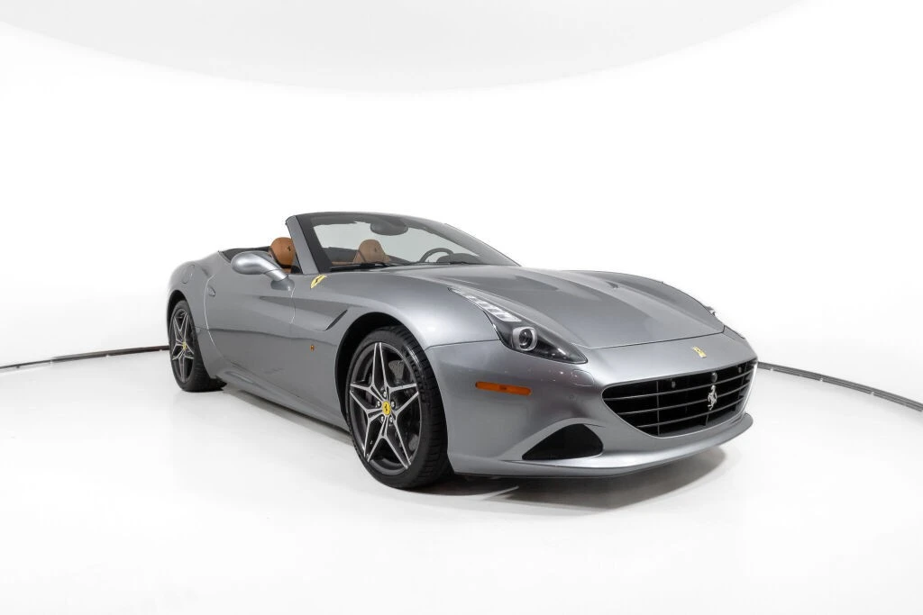2016 Ferrari California T - Image 10 of 31