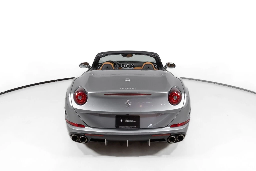 2016 Ferrari California T - Image 6 of 31
