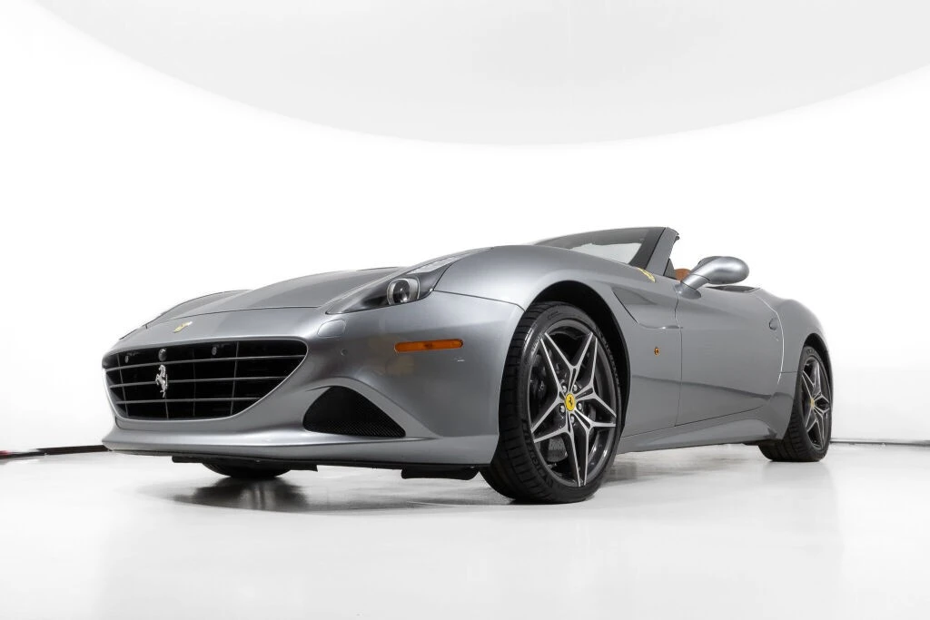 2016 Ferrari California T - Image 13 of 31