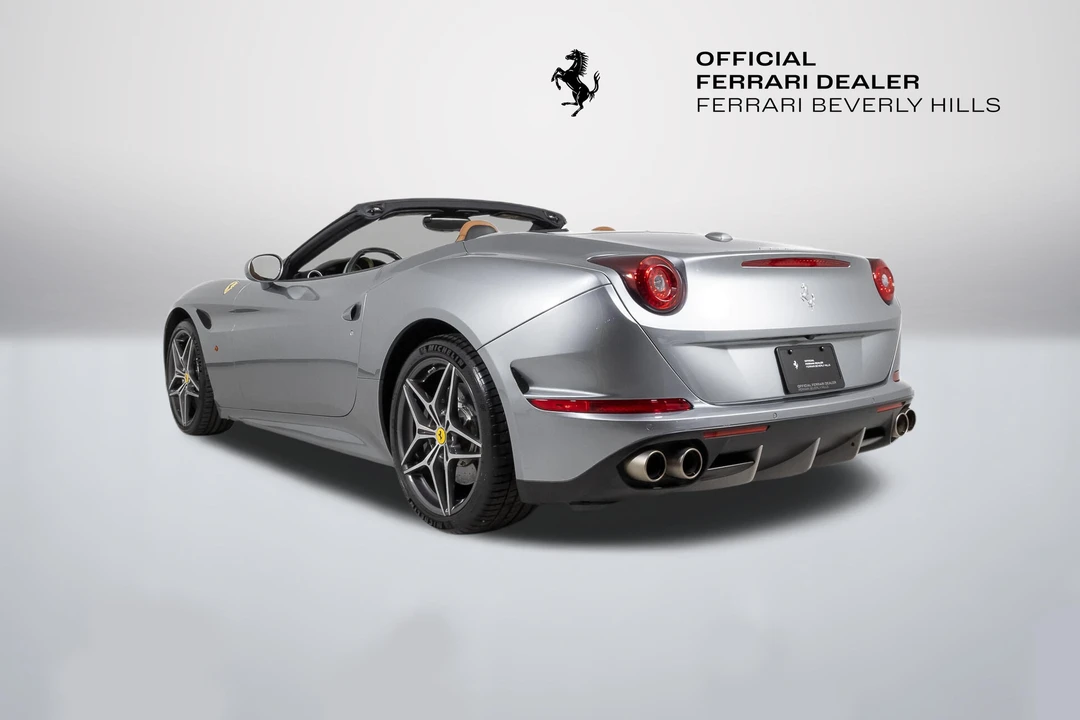 2016 Ferrari California T - Image 3 of 31