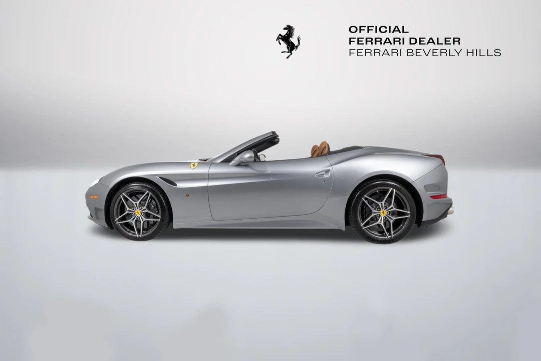 2016 Ferrari California T - Image 2 of 31