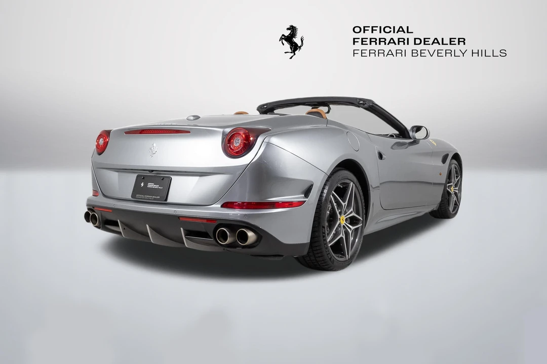 2016 Ferrari California T - Image 7 of 31