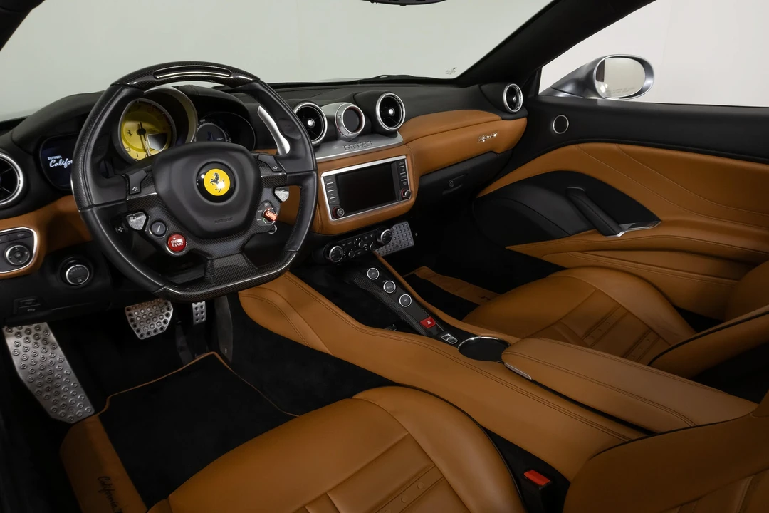 2016 Ferrari California T - Image 31 of 31