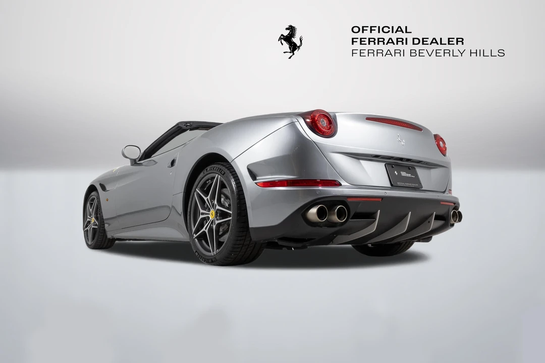 2016 Ferrari California T - Image 16 of 31