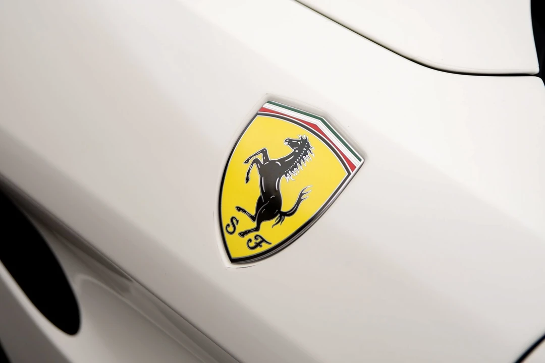 2016 Ferrari California T - Image 30 of 31