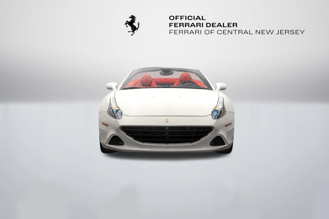 2016 Ferrari California T - Image 2 of 31