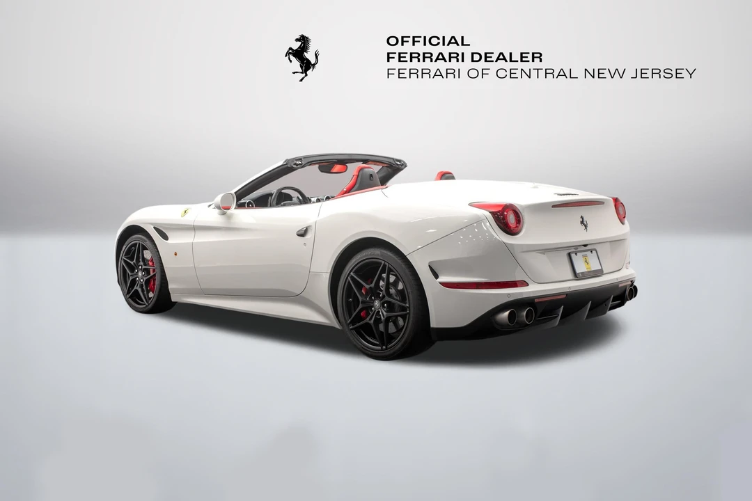 2016 Ferrari California T - Image 5 of 31