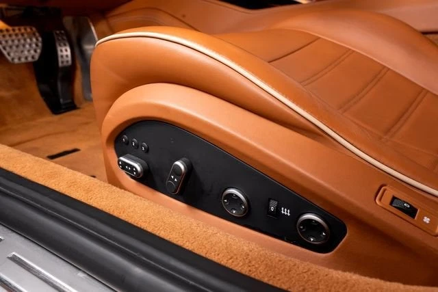 2016 Ferrari California T - Image 25 of 31