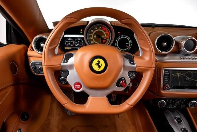 2016 Ferrari California T - Image 6 of 31