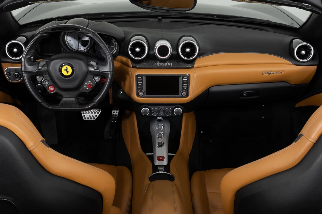 2016 Ferrari California T - Image 20 of 31