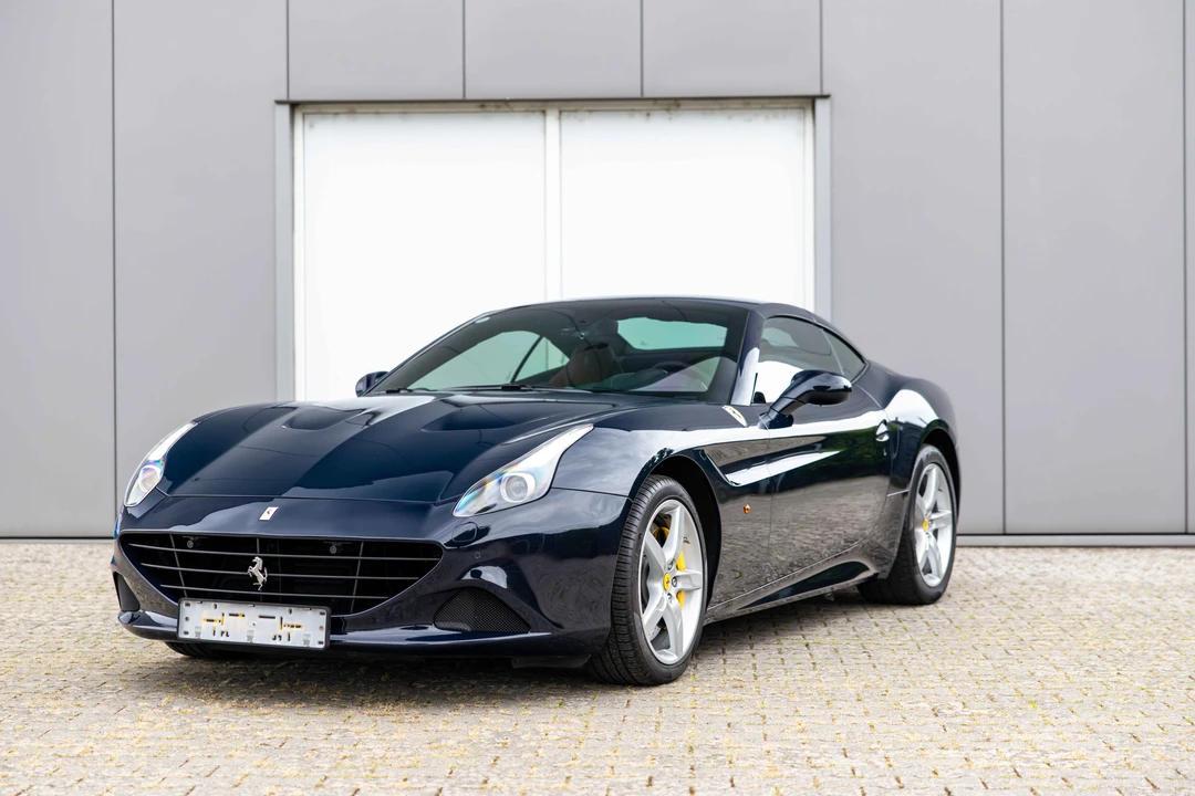 2016 Ferrari California T - Image 25 of 31