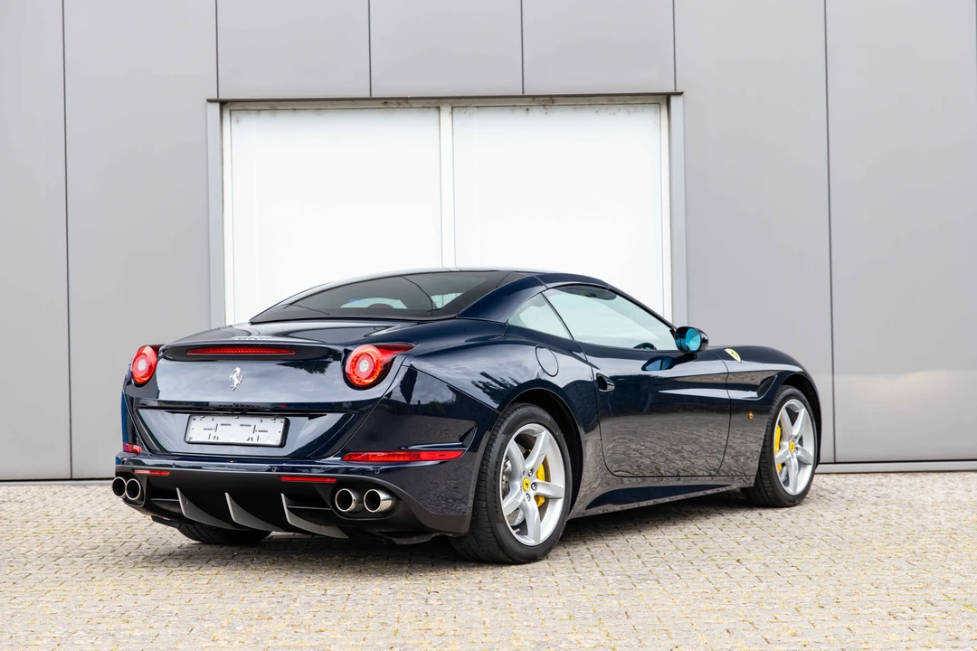 2016 Ferrari California T - Image 21 of 31
