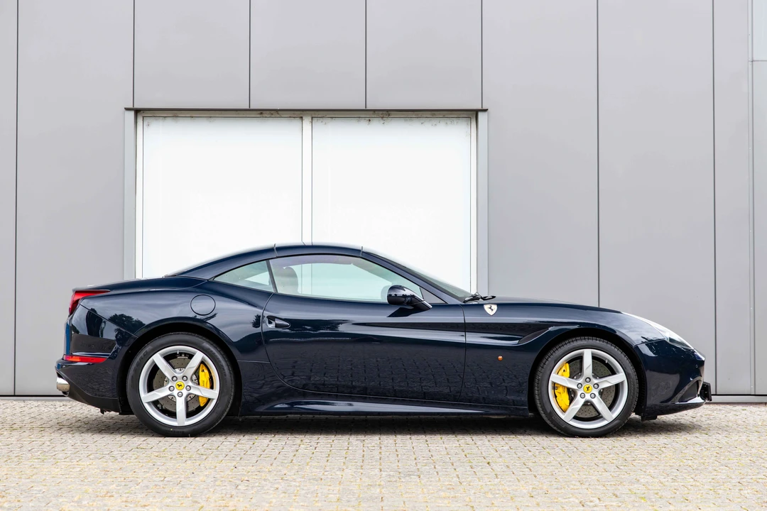 2016 Ferrari California T - Image 20 of 31