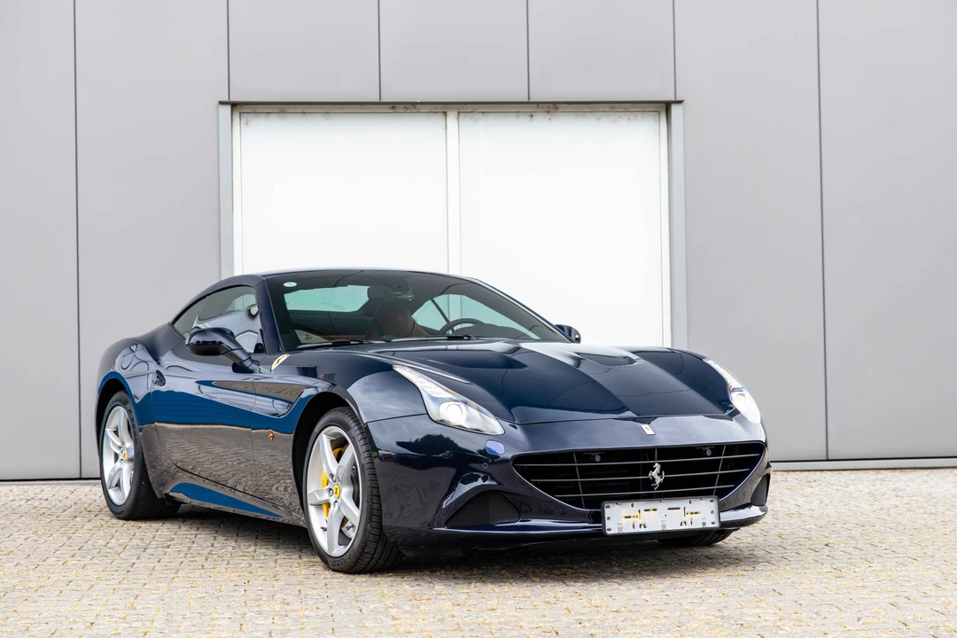 2016 Ferrari California T - Image 19 of 31
